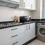 Cozy 2Br Getaway In Rabat Center