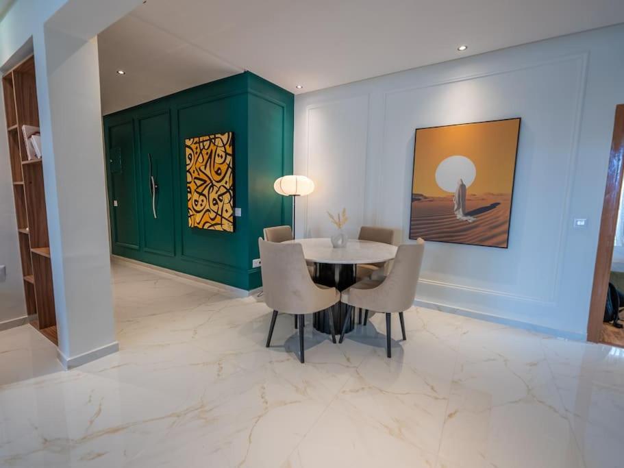Cozy 2br Getaway In Center *