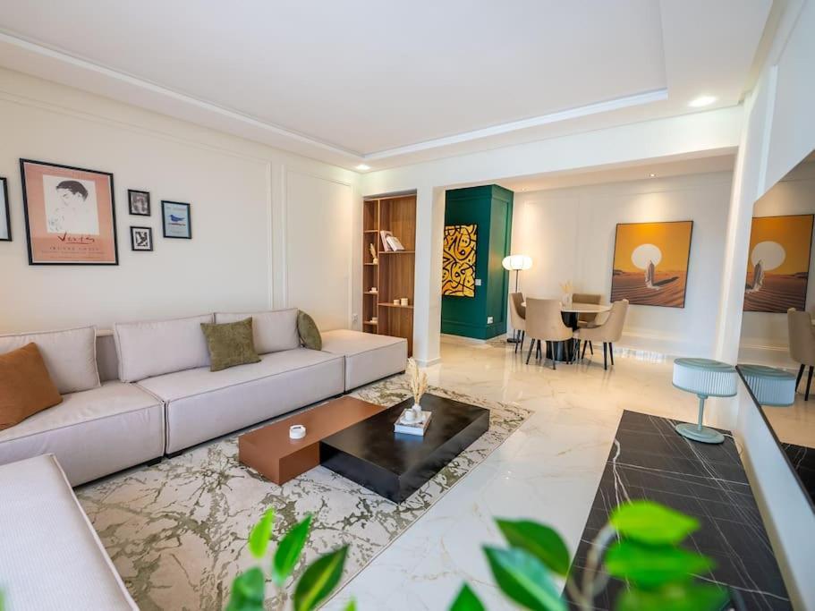 Cozy 2br Getaway In Center Apartamento Rabat